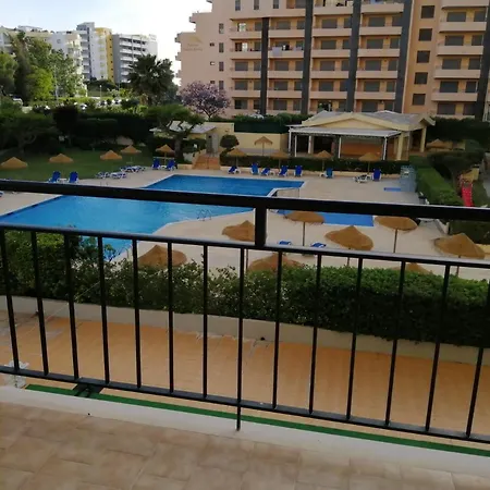Apartamento Club Amarílis,alex&mila Da Rocha