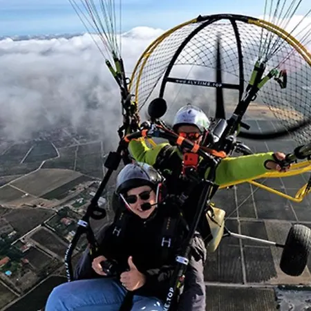 Club Amarilis,alex&mila Da Rocha