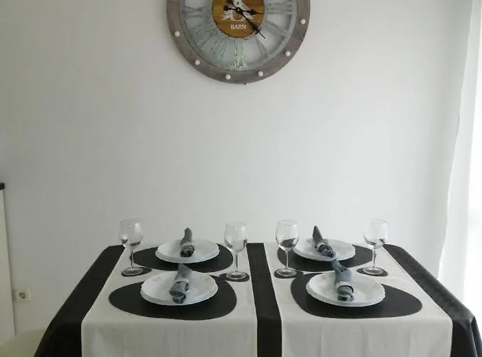 Club Amarilis,alex&mila Da Rocha Portimão