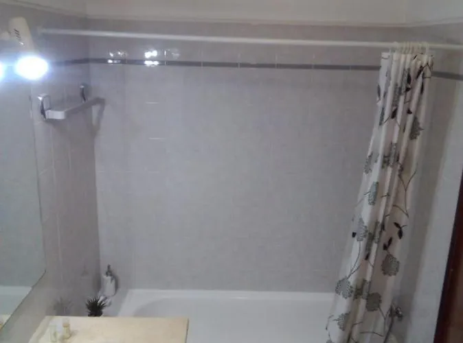 Club Amarilis,alex&mila Da Rocha Portimão