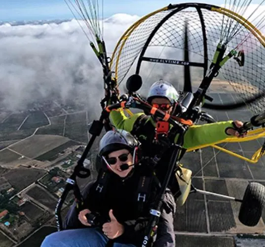 Club Amarilis,alex&mila Da Rocha