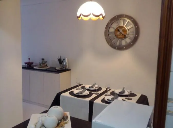 Club Amarilis,alex&mila Da Rocha